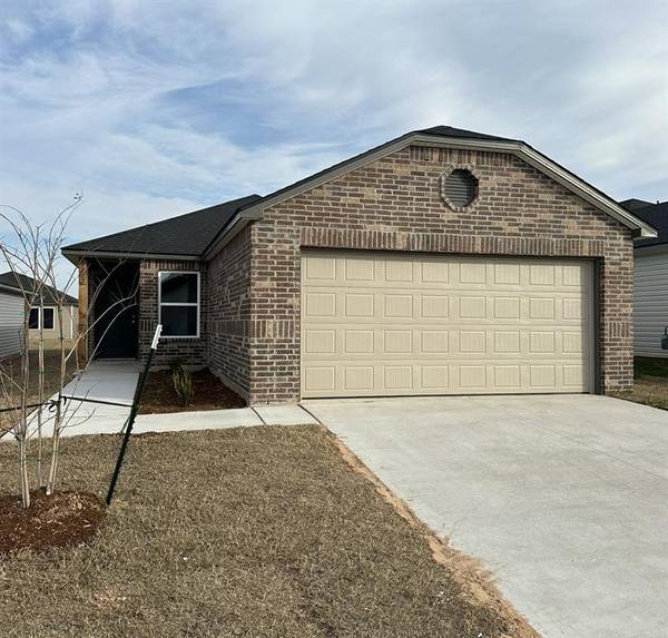 1213 Corner Brook Drive, Purcell, OK 73080