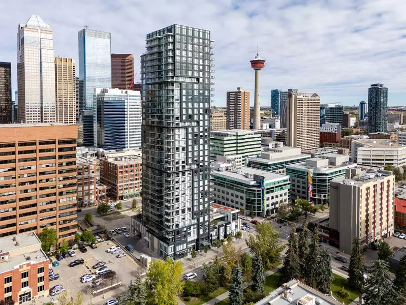 310 12 AVE SW #2806, Calgary, AB T2R 1B5