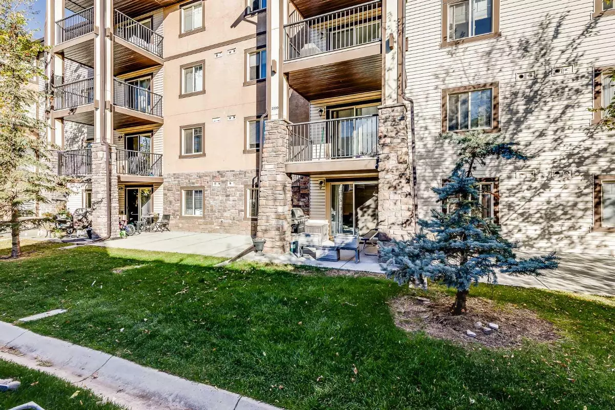 Calgary, AB T3K 0M2,60 Panatella ST NW #2120