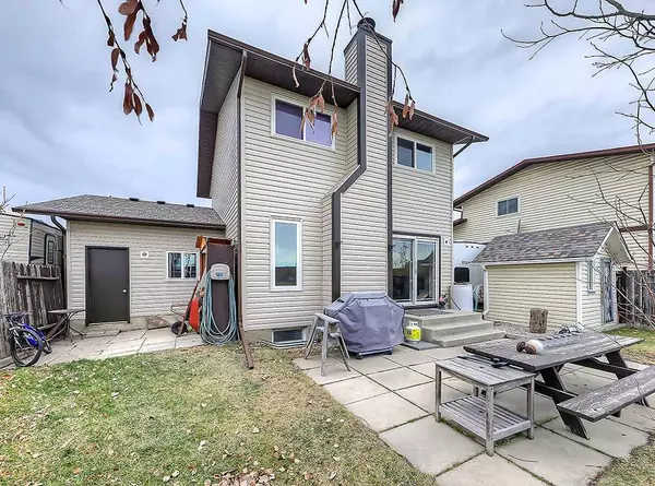 Calgary, AB T3K 1K6,96 Beddington CIR Northeast