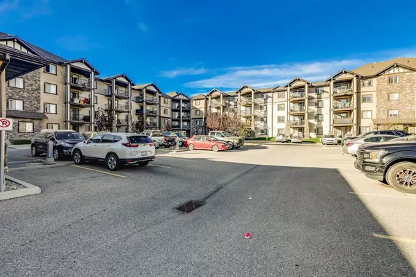 Calgary, AB T3K 0M2,60 Panatella ST NW #2120