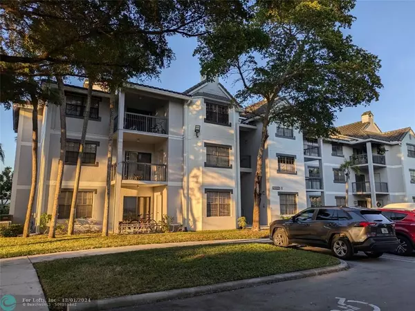 Coral Springs, FL 33071,11233 W Atlantic Blvd  #304