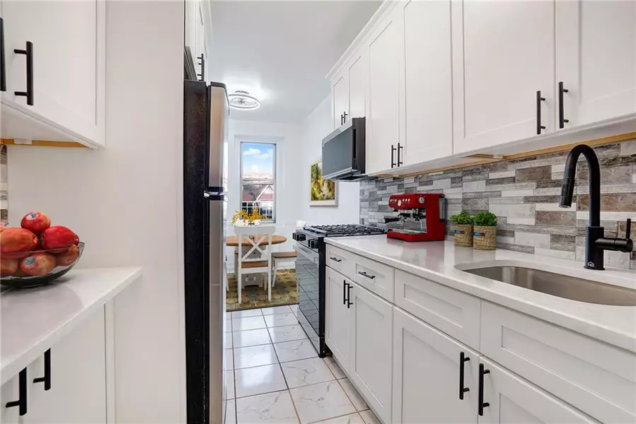 1560 East 18th ST #3B, Brooklyn, NY 11230