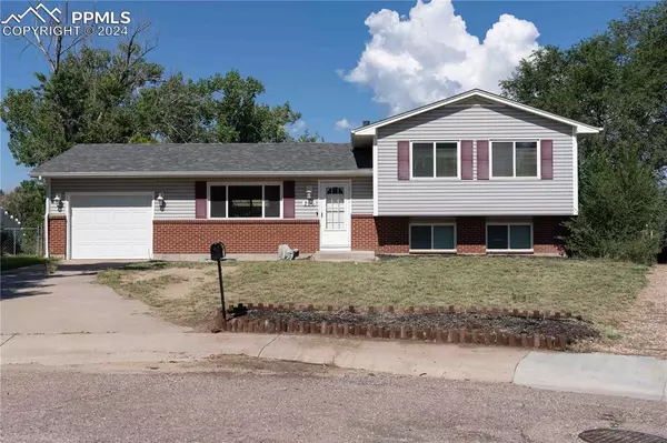 206 Cielo Vista ST, Colorado Springs, CO 80911