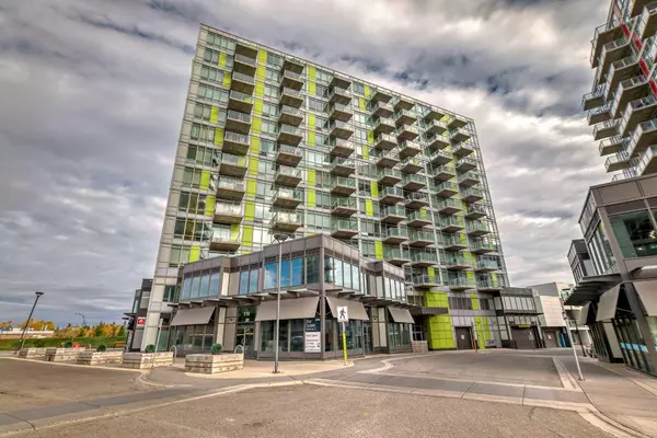 Calgary, AB T2L 2L8,30 Brentwood Common NW #513