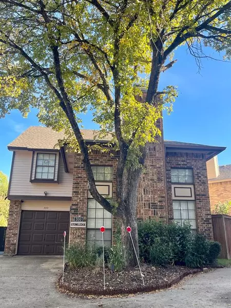 300 Stoneledge, Irving, TX 75063