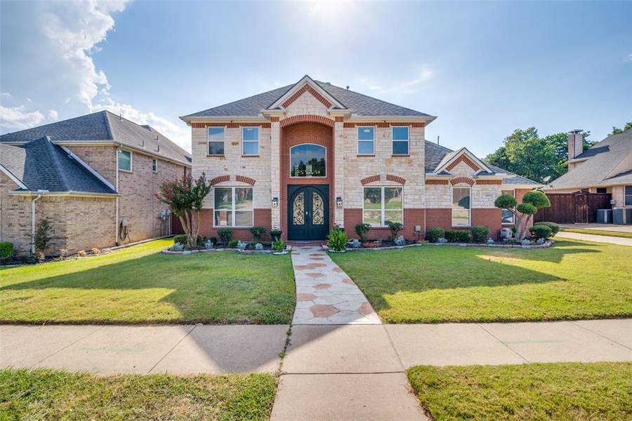 2709 Lakeway Drive, Rowlett, TX 75088