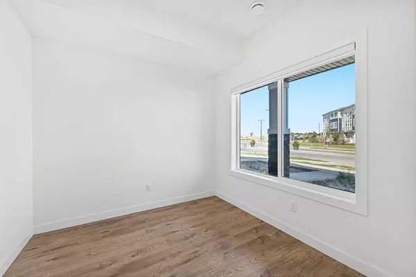 Chestermere, AB T1X0L3,280 Chelsea RD #1303