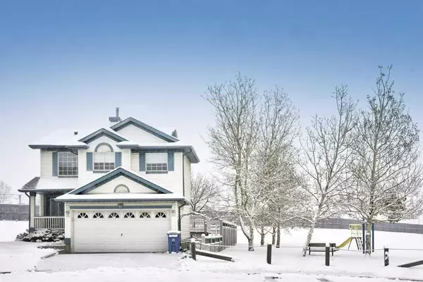 66 Scotia PT NW, Calgary, AB T3L 2C5