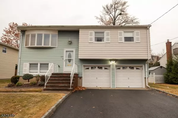 2304 Jowett Pl, Rahway City, NJ 07065