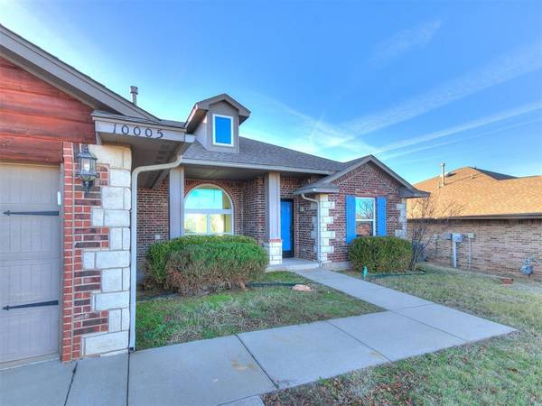 10005 Summerhill Lane, Yukon, OK 73099