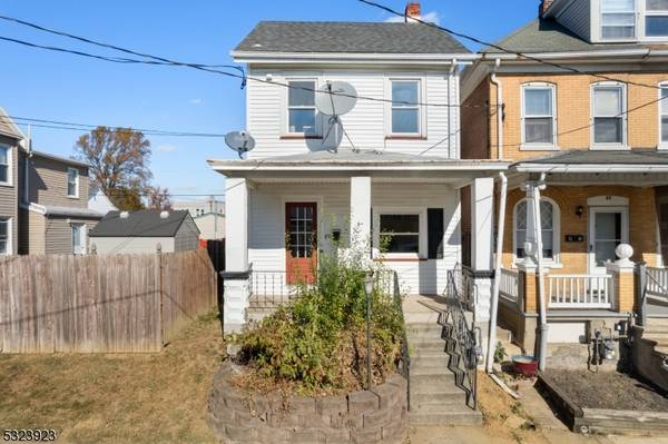 61 Lewis St, Phillipsburg Town, NJ 08865