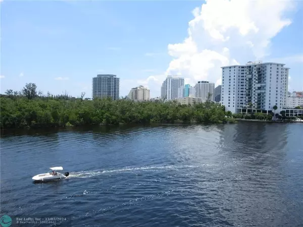 Fort Lauderdale, FL 33304,936 Intracoastal Dr  #5A