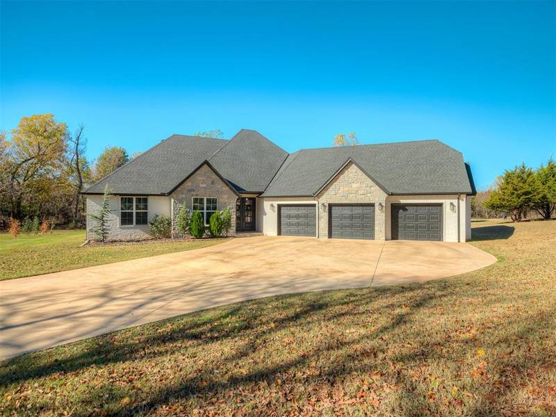 12573 Sweet Point, Guthrie, OK 73044