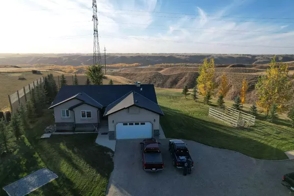 Rural Lethbridge County, AB T1J5R5,20 - 94072 RR214A