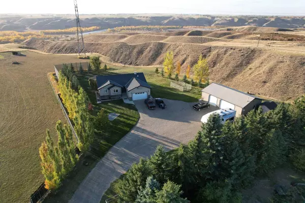 Rural Lethbridge County, AB T1J5R5,20 - 94072 RR214A