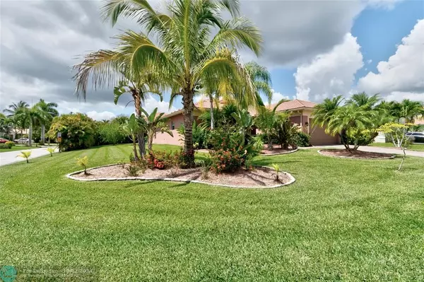 Vero Beach, FL 32968,5045 Sapphire Ln SW