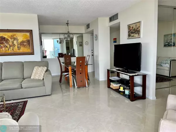 Pompano Beach, FL 33062,111 Briny Ave  #1814