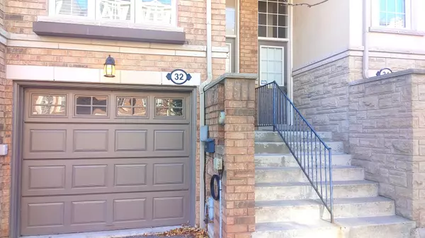 Mississauga, ON L5A 4P1,435 Hensall CIR #32