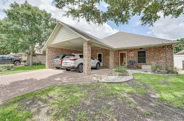 Red Oak, TX 75154,102 Royal Crest Court