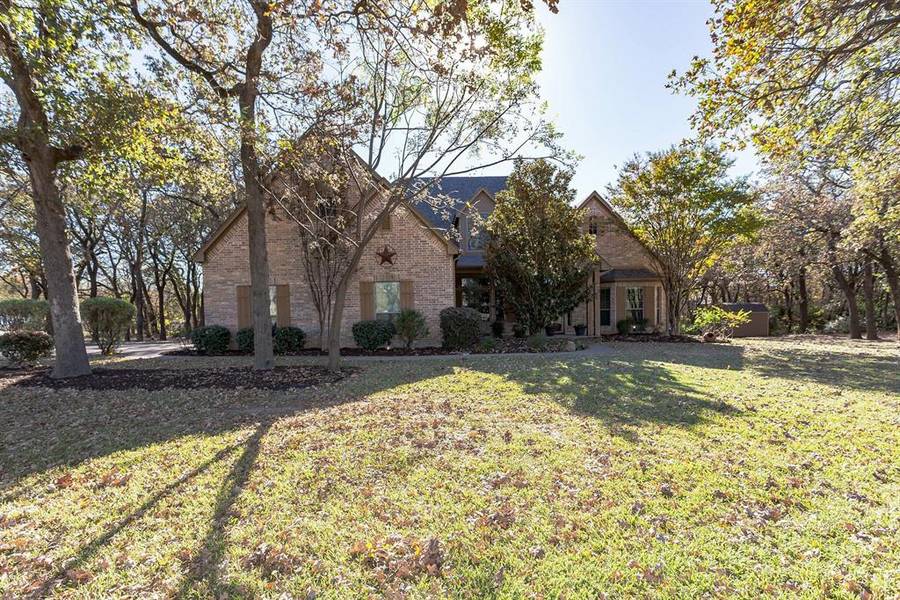 4300 W Oak Shores Drive, Cross Roads, TX 76227