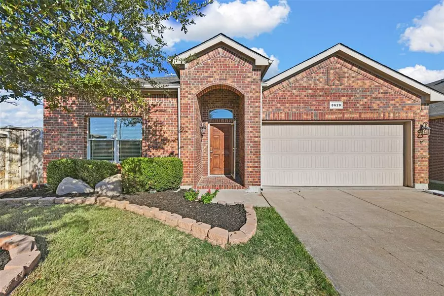 8628 Axis Deer Run, Fort Worth, TX 76179