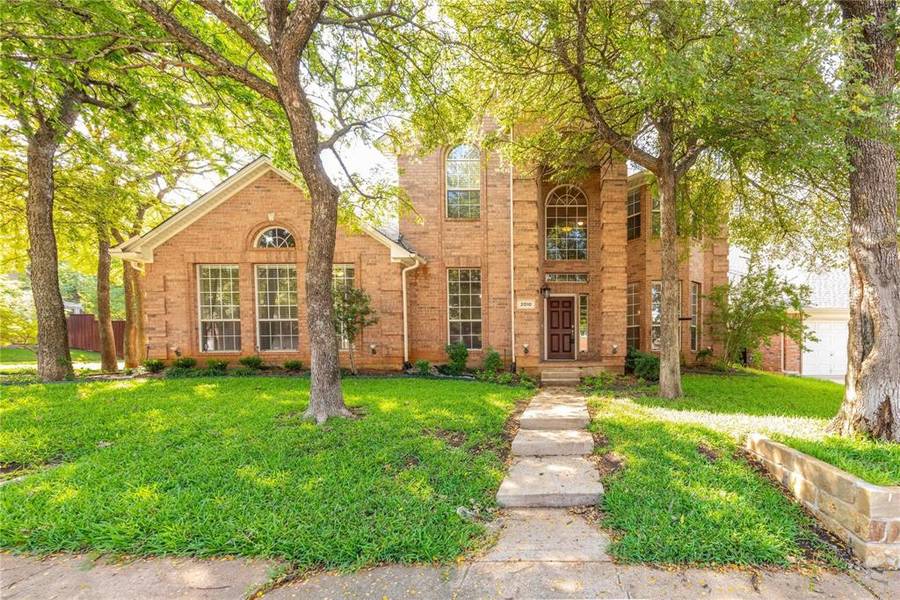 2010 Marie Weldon Lane, Arlington, TX 76001