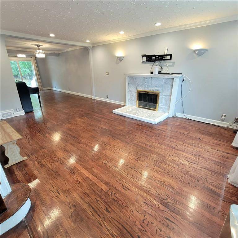 West Hempstead, NY 11552,55 Melvin AVE