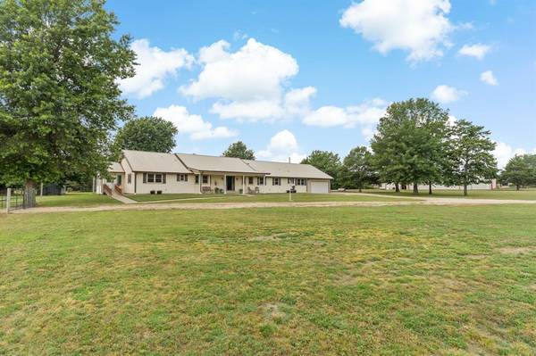 8551 N FM 38 Road, Sumner, TX 75486