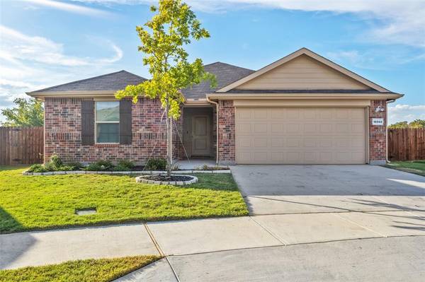 16544 Club Springs Lane, Fort Worth, TX 76247