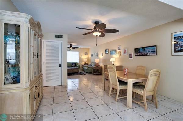 Lauderdale By The Sea, FL 33308,5400 N Ocean Blvd  #20