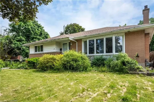 Kingston, ON K7M 3L3,310 ARROWHEAD PL