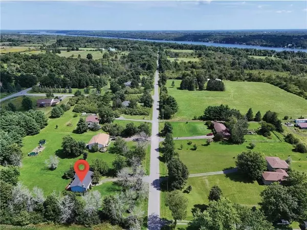 South Frontenac, ON K0H 1M0,2877 SUMAC RD