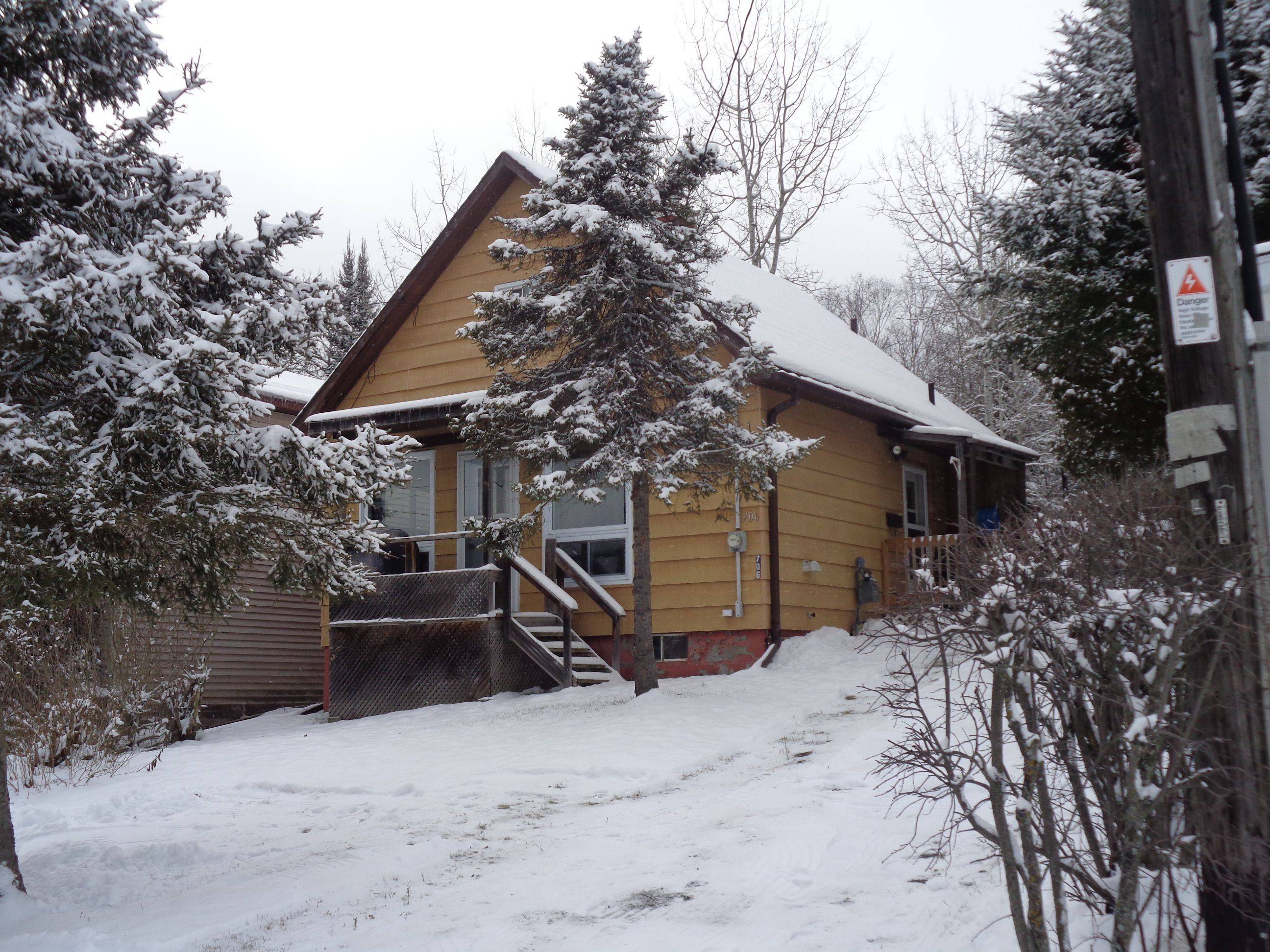 Kirkland Lake, ON P0K 1P0,706 Government RD W