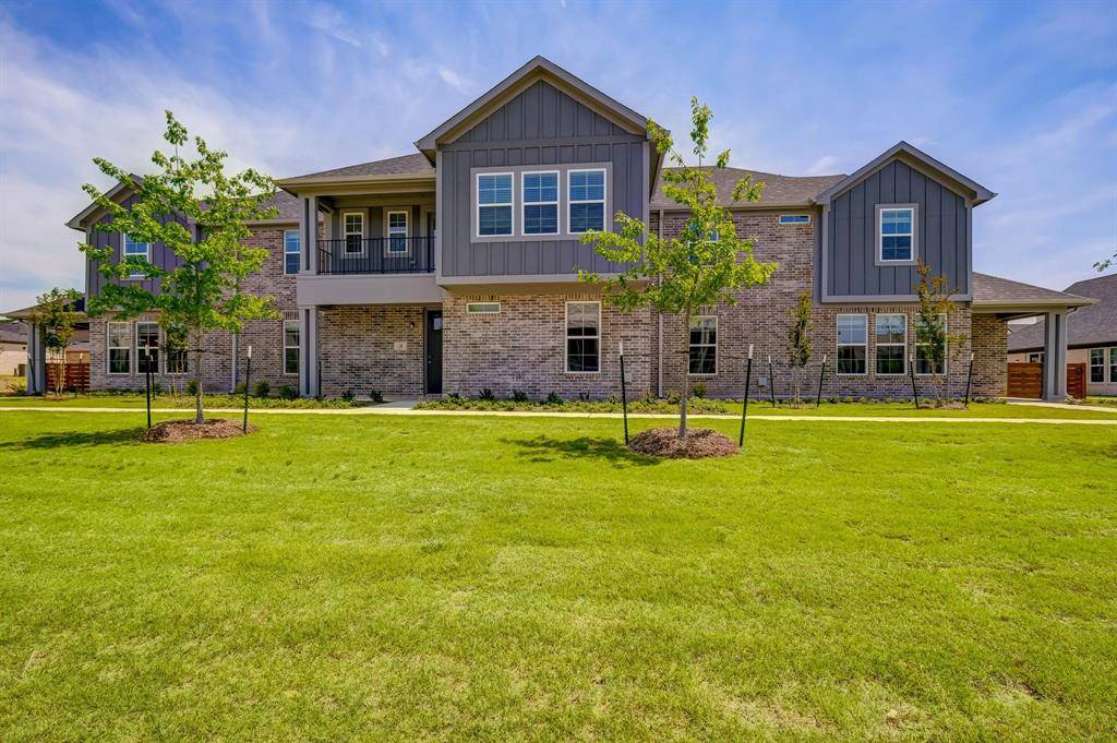 Willow Park, TX 76087,300 Meadow Place Drive #209