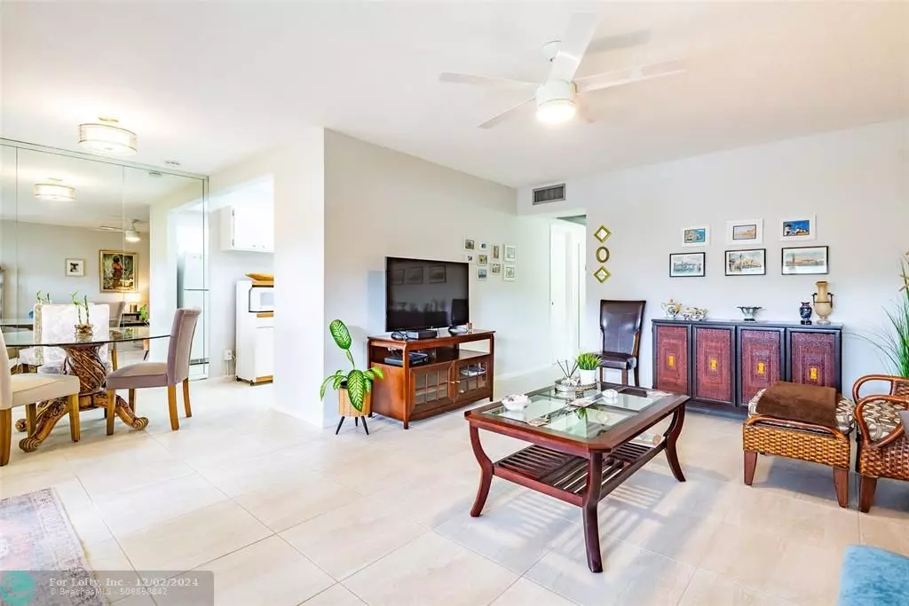 Deerfield Beach, FL 33442,458 Tilford U  #458