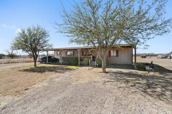 Greenville, TX 75402,342 County Road 2146