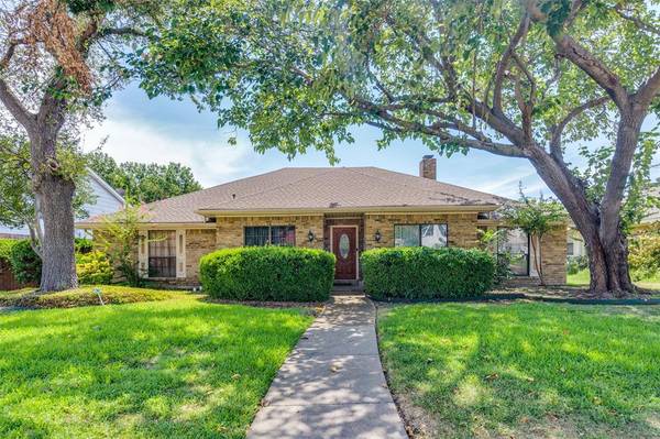 4204 Early Morn Drive,  Plano,  TX 75093