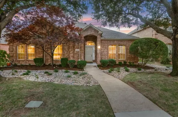 Irving, TX 75063,9716 Wolf Creek Drive