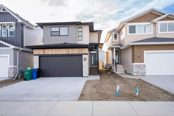 4326 28 AVE South, Lethbridge, AB T1K 8L3