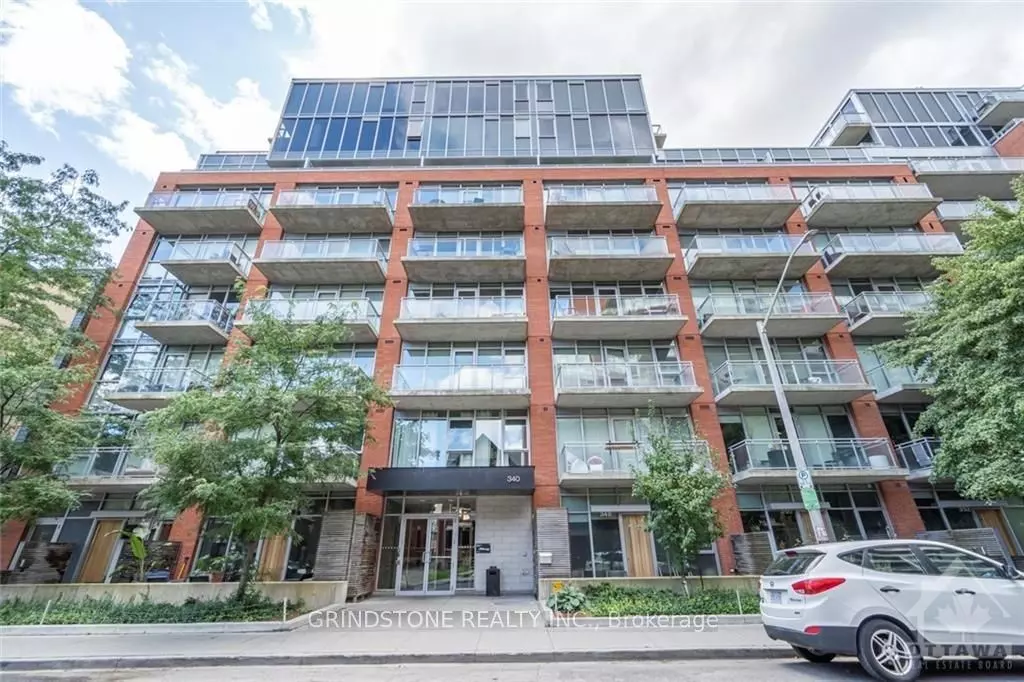 Ottawa Centre, ON K2P 1A4,340 Mcleod ST #649