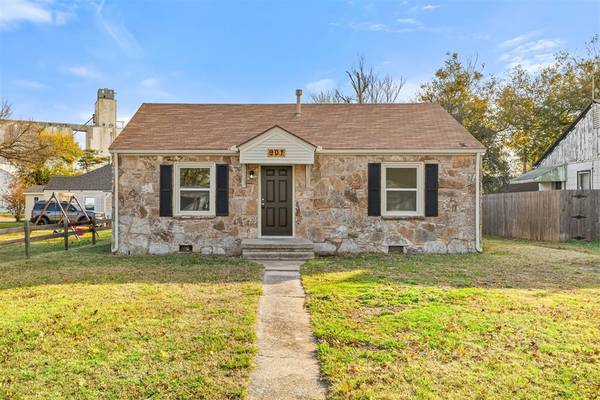 907 S Wilson Avenue, El Reno, OK 73036