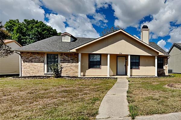 5716 Turner Street, The Colony, TX 75056