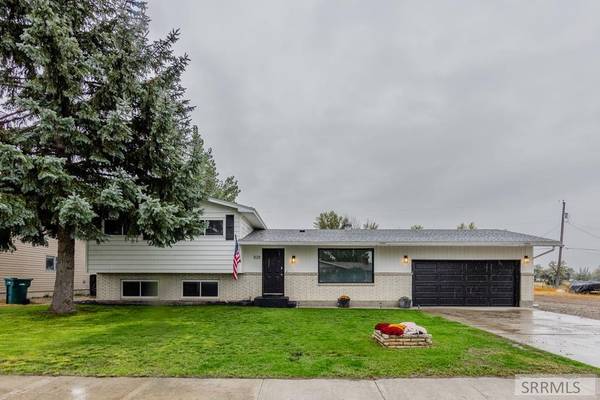 528 Alexander Blvd, Blackfoot, ID 83211