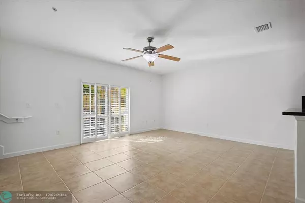 Fort Lauderdale, FL 33315,2512 SW 14th Ave  #507