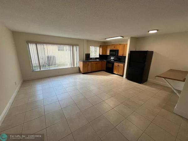 Pembroke Pines, FL 33024,7910 Taft St  #109