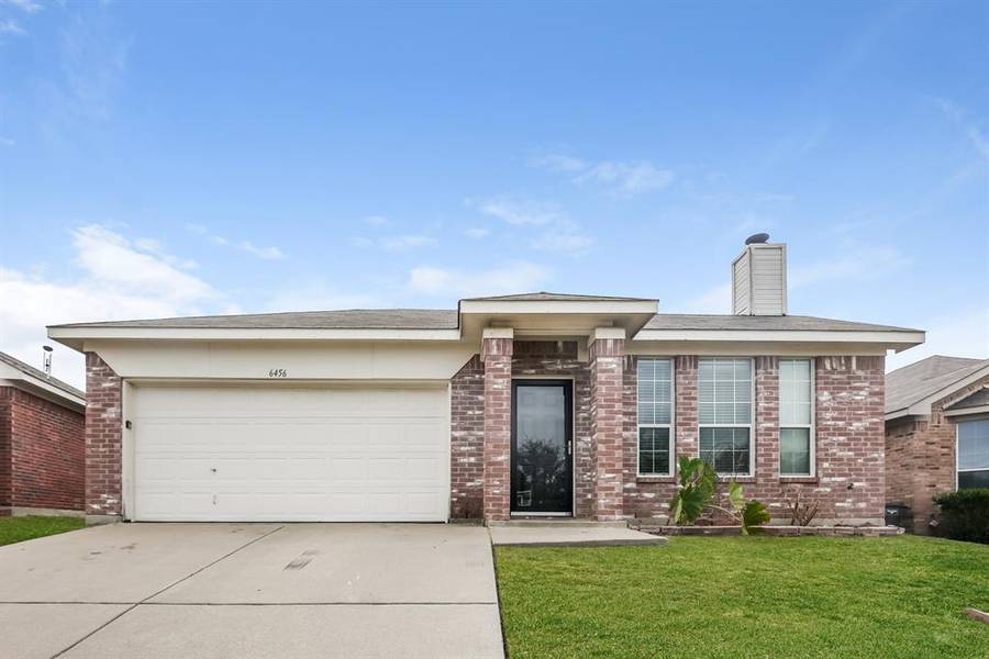 6456 Downeast Drive, Fort Worth, TX 76179