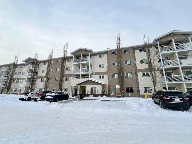 12015 Royal Oaks DR #401, Grande Prairie, AB T8V 2K8