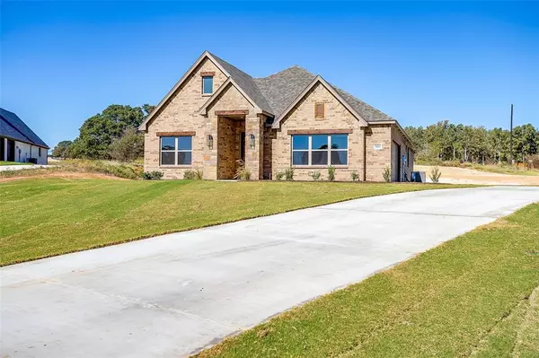 5033 Cottontail Court, Springtown, TX 76082