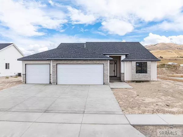 3038 DeWinter Dr, Pocatello, ID 83204